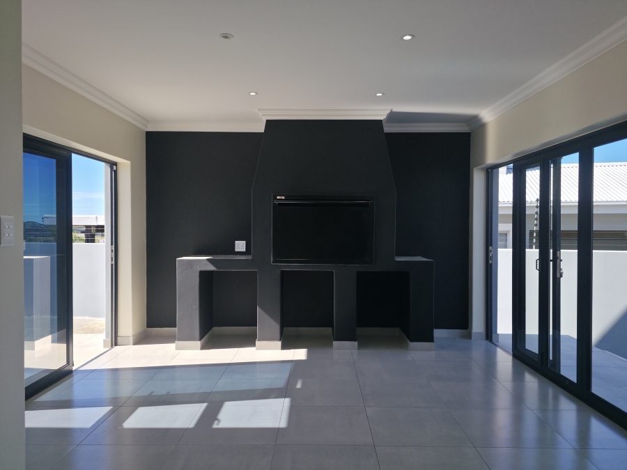 3 Bedroom Property for Sale in Fountains Estate Eastern Cape